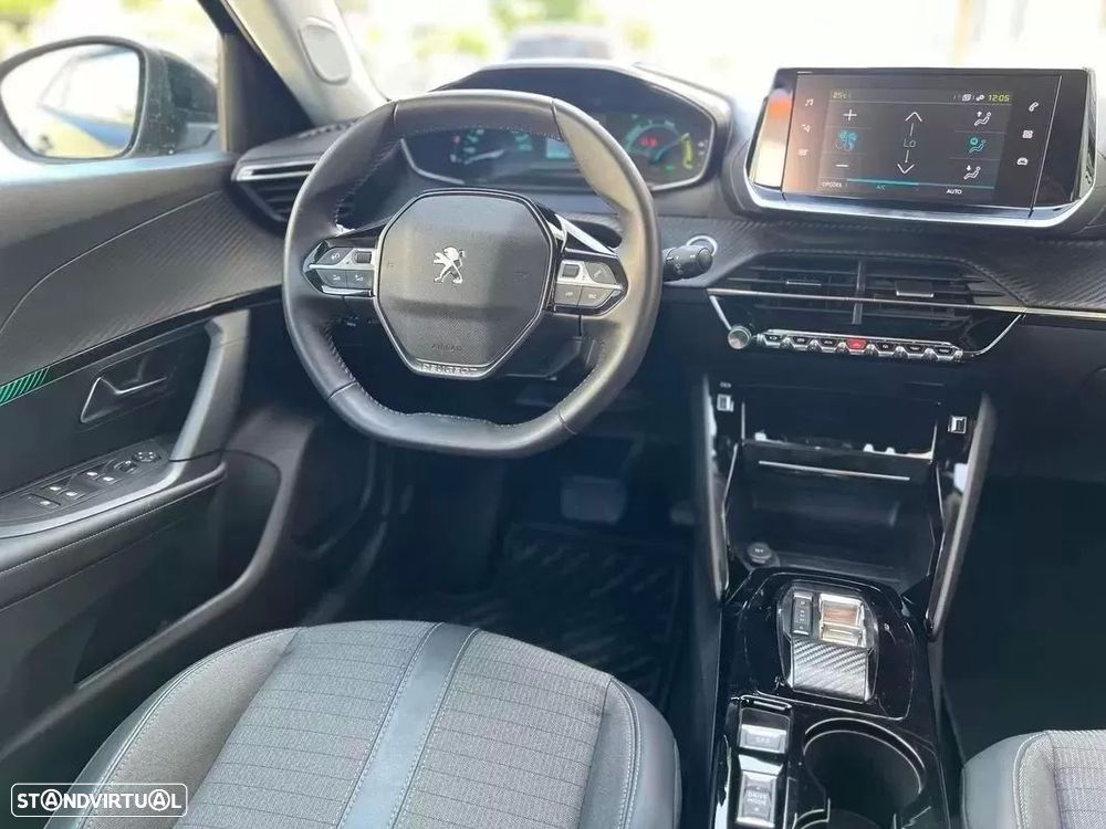 Peugeot e-2008 50 kWh Allure Pack - 28