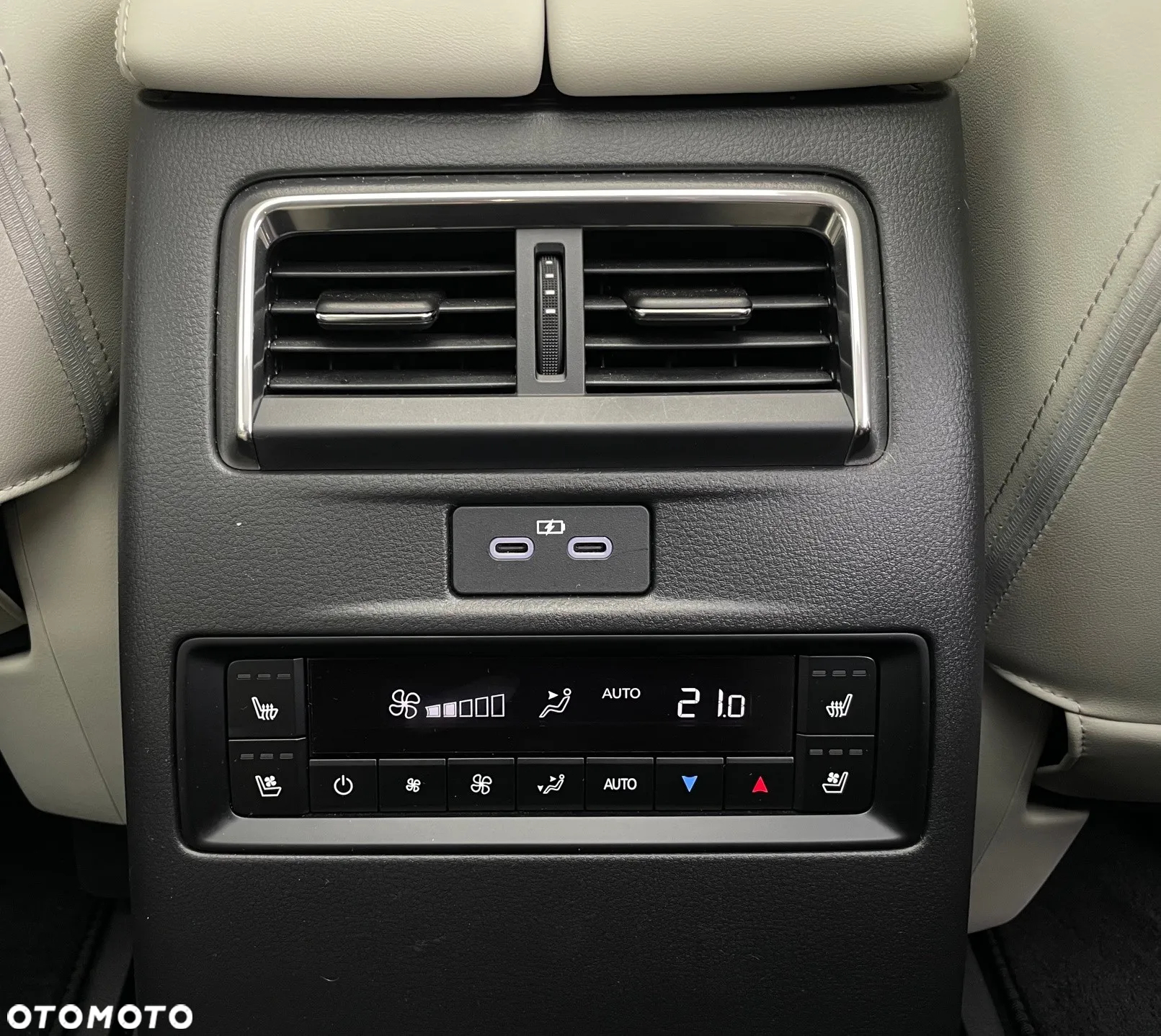 Mazda CX-80 - 21