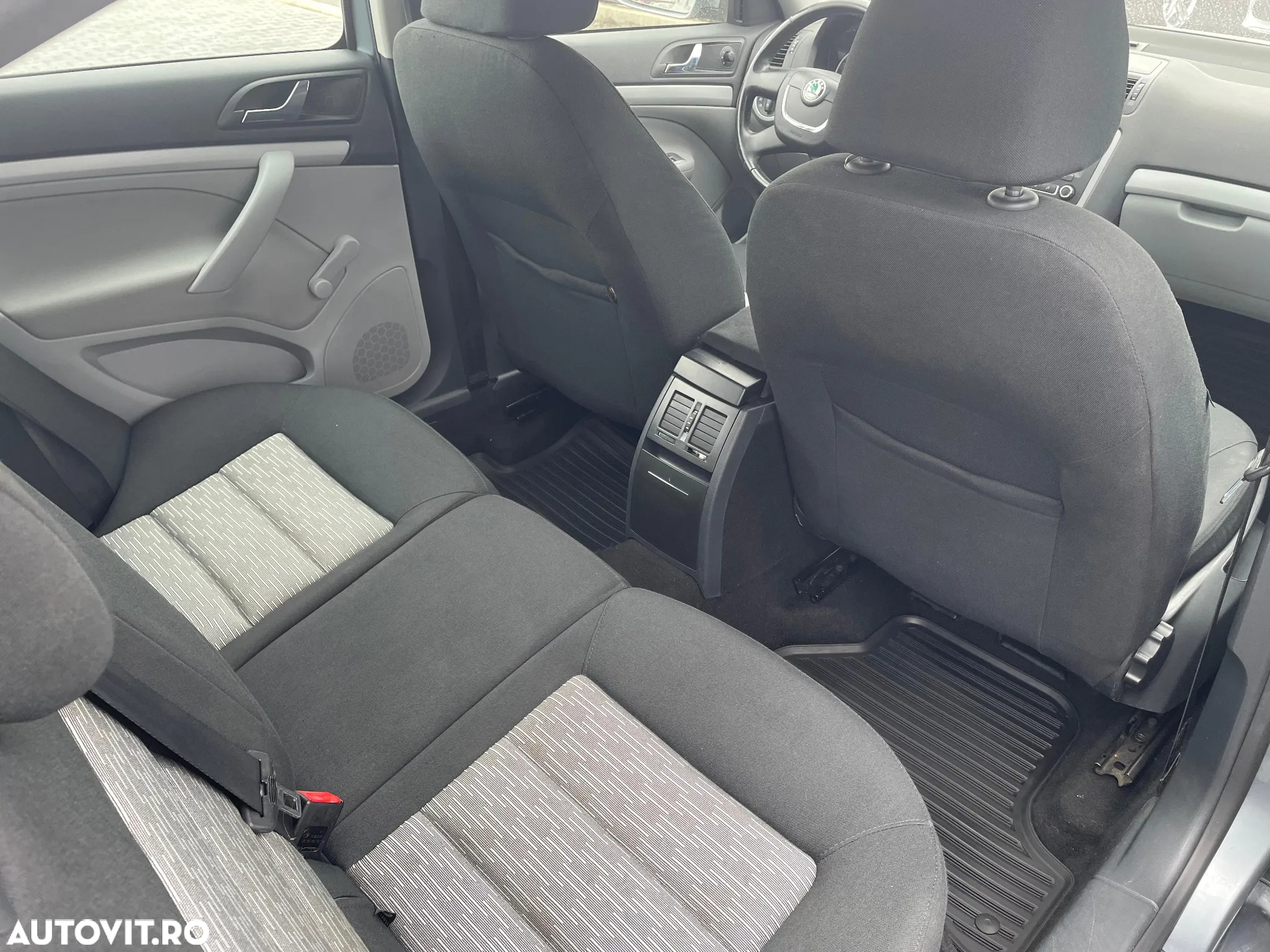 Skoda Octavia - 8