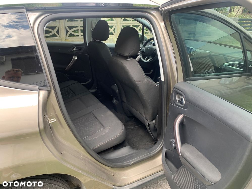 Peugeot 2008 PureTech 82 ETG5 STOP&START Active - 19