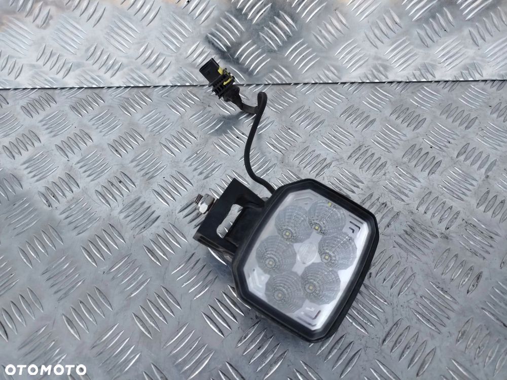 HALOGEN ROBOCZY HELLA DAF - 3