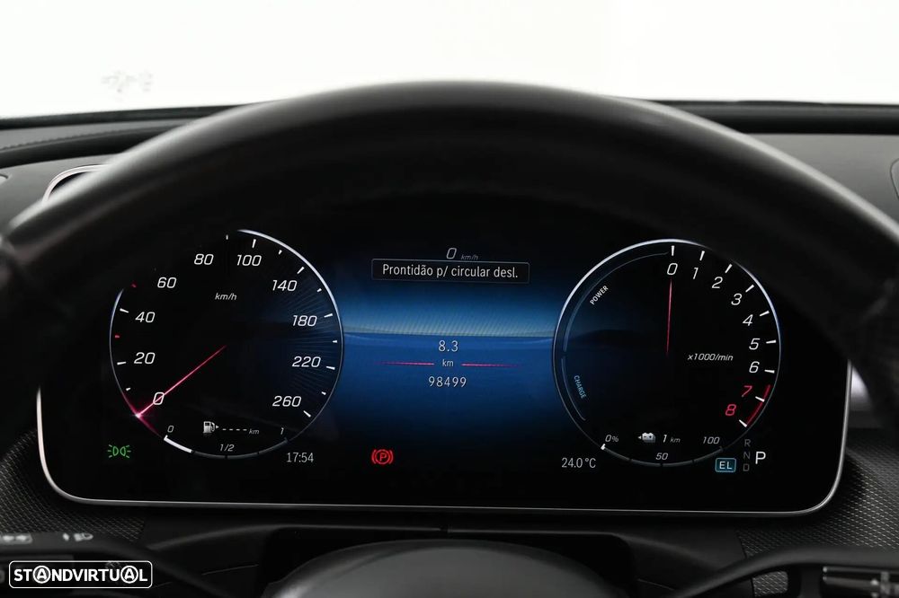 Mercedes-Benz C 300 e AMG Line - 18