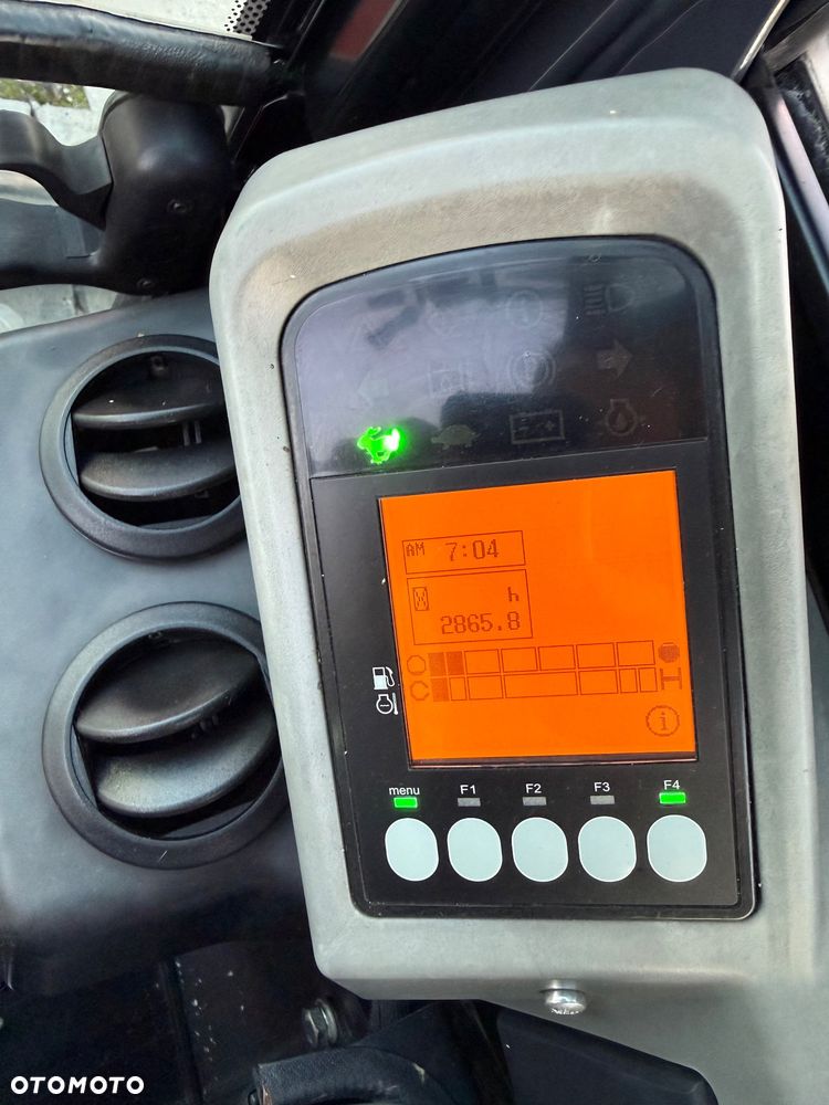 Yanmar VIO26 - 10