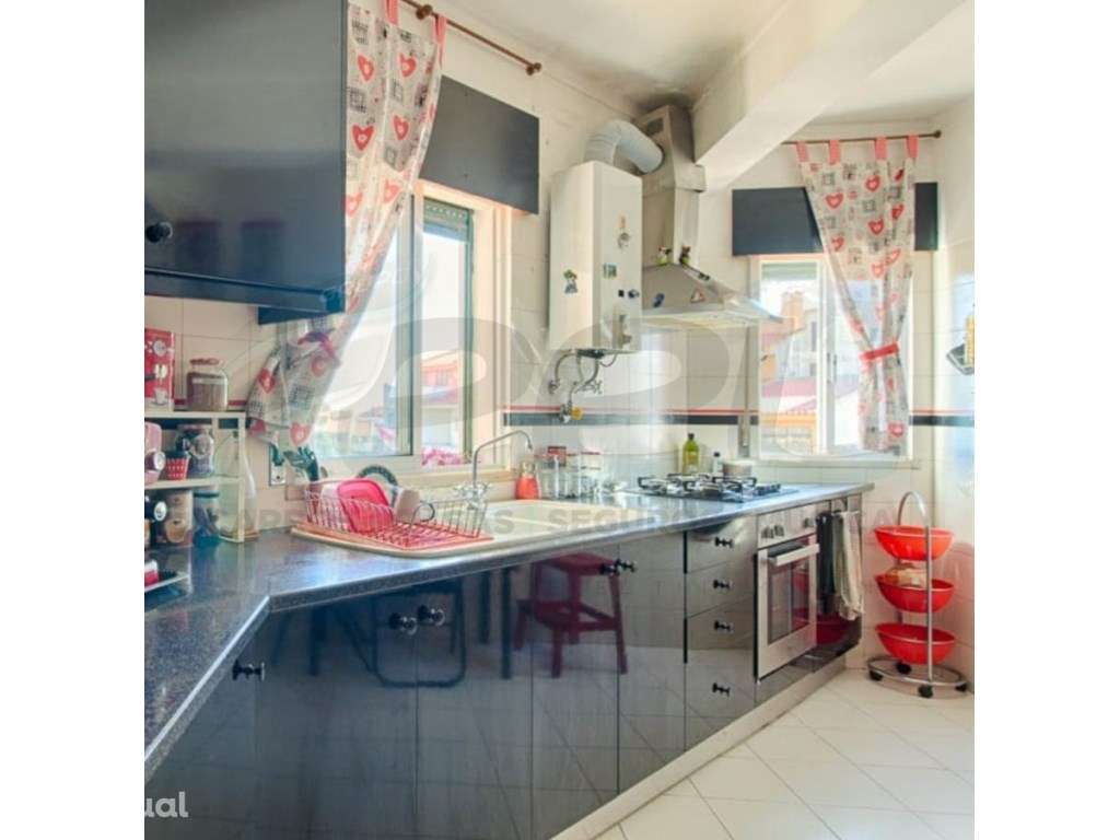 \T4 Duplex + Garagem + Piscinas - Condomínio Fechado em Albufeira - Grande imagem: 5/26