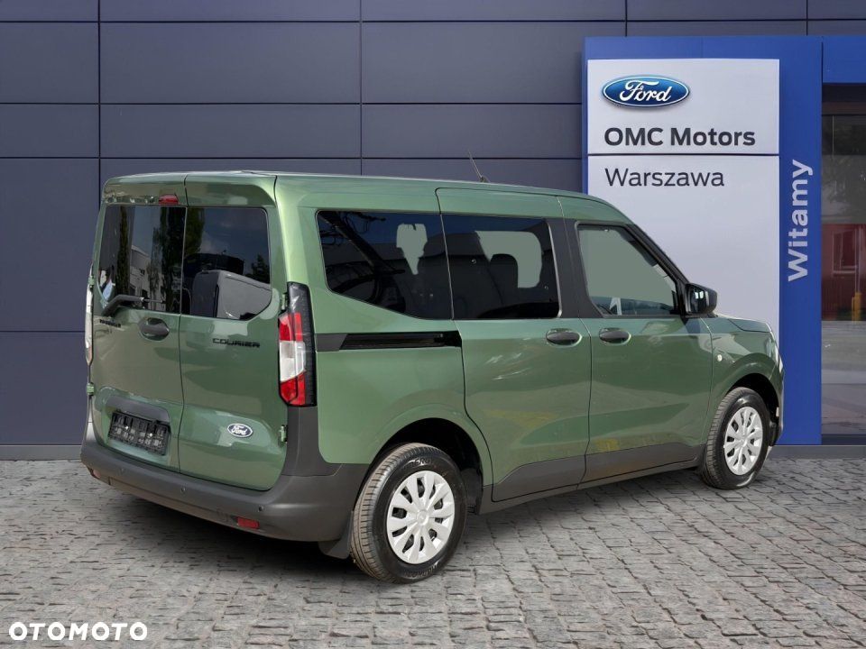 Ford Transit Courier - 6