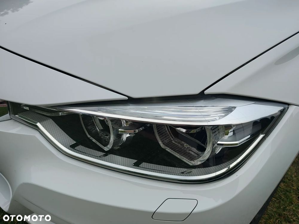 BMW Seria 3 320i GPF M Sport - 10