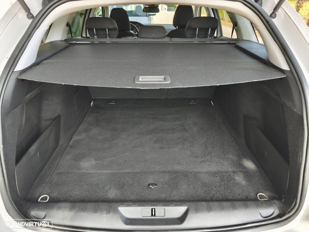 Peugeot 308 SW 1.2 PureTech Style - 25
