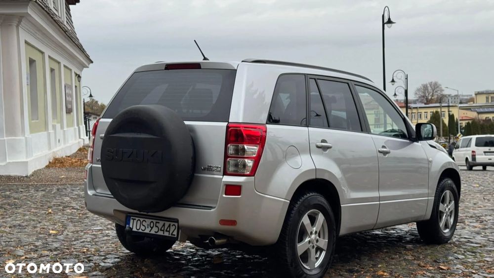 Suzuki Grand Vitara - 16