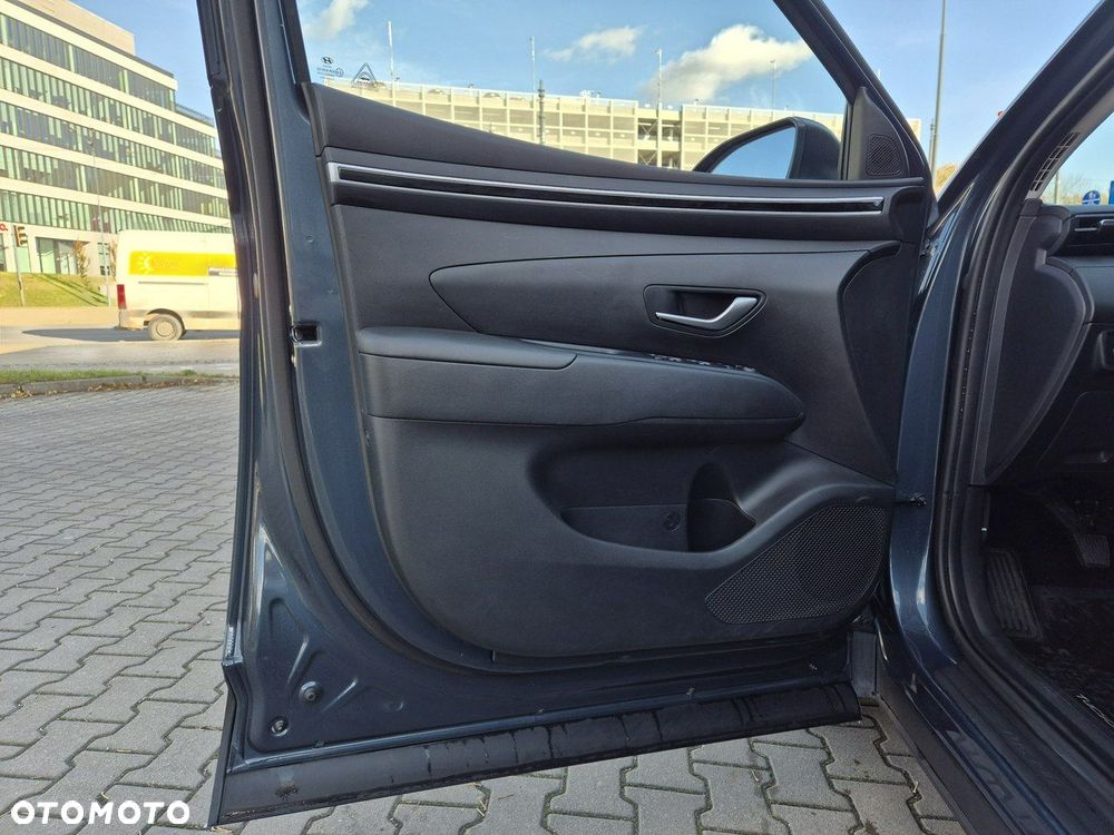 Hyundai Tucson 1.6 T-GDi HEV Smart 2WD - 23