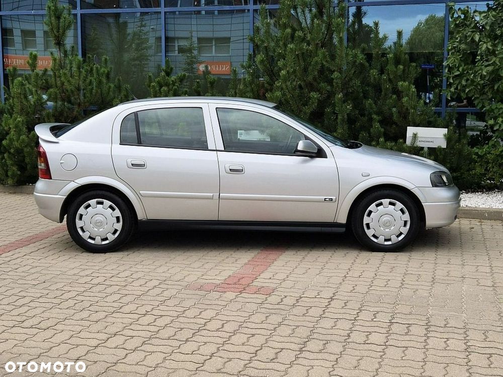 Opel Astra - 10
