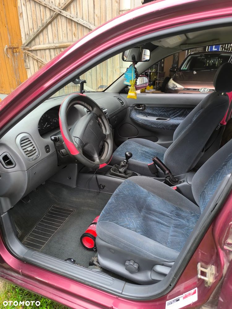 Daewoo Nubira 1.6 SX - 16