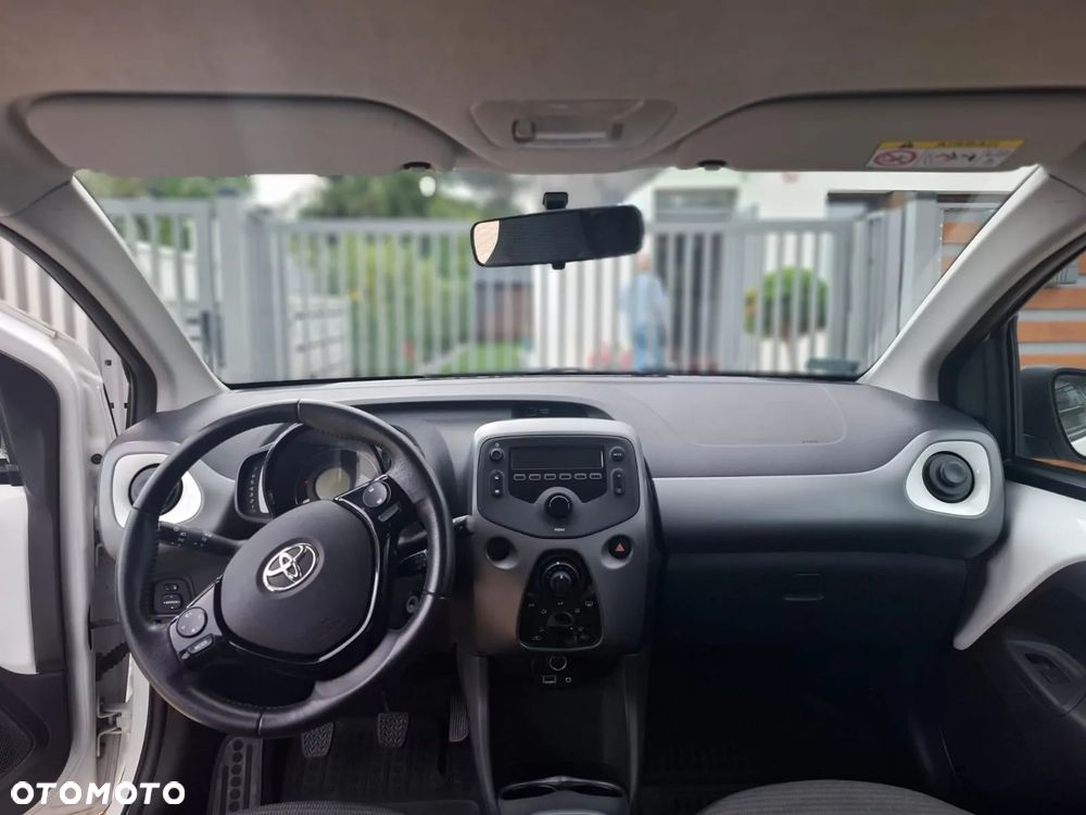 Toyota Aygo 1.0 VVT-i Color Edition - 31