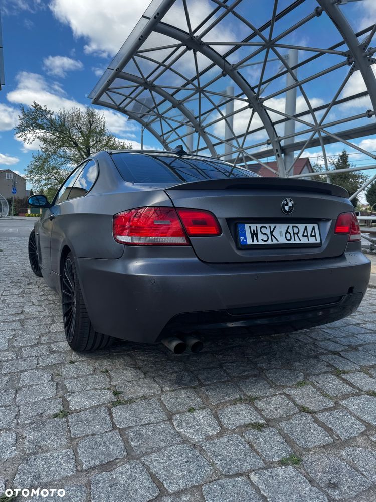 BMW Seria 3 325i - 9