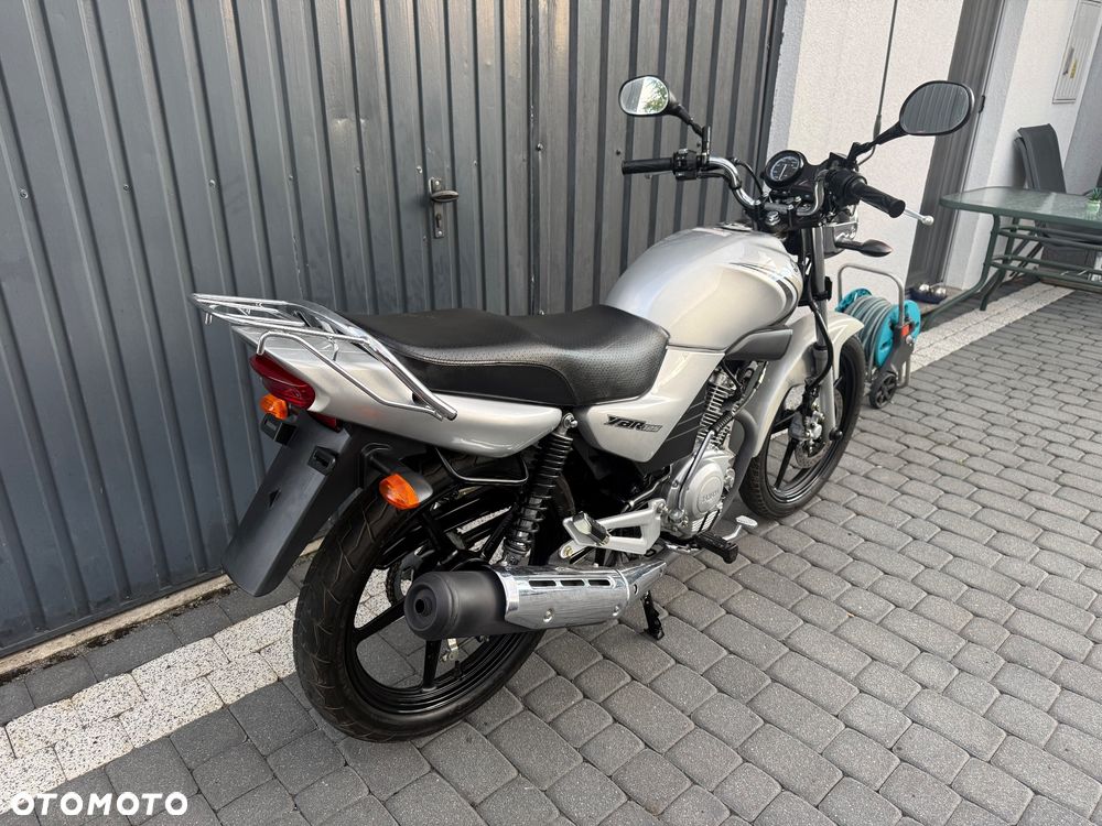 Yamaha YBR - 38