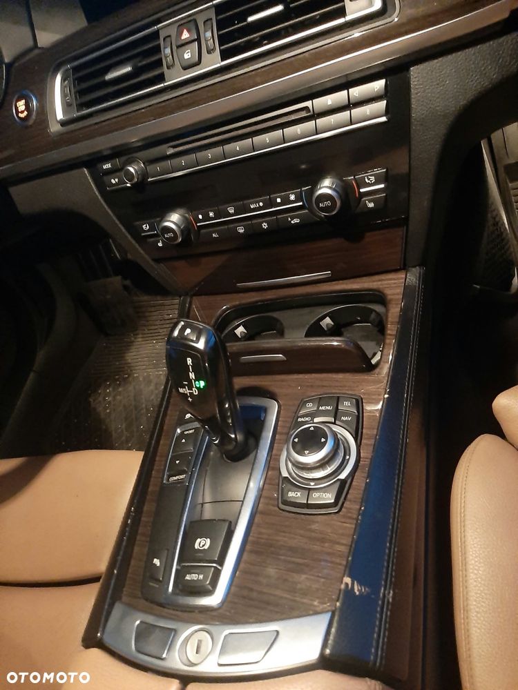 BMW Seria 7 2010 photo 5