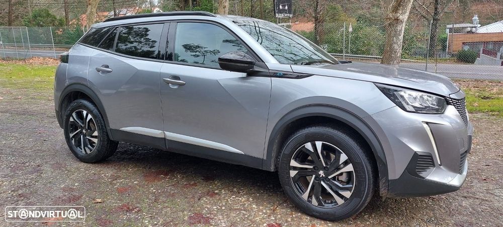 Peugeot e-2008 50 kWh Allure Pack - 4