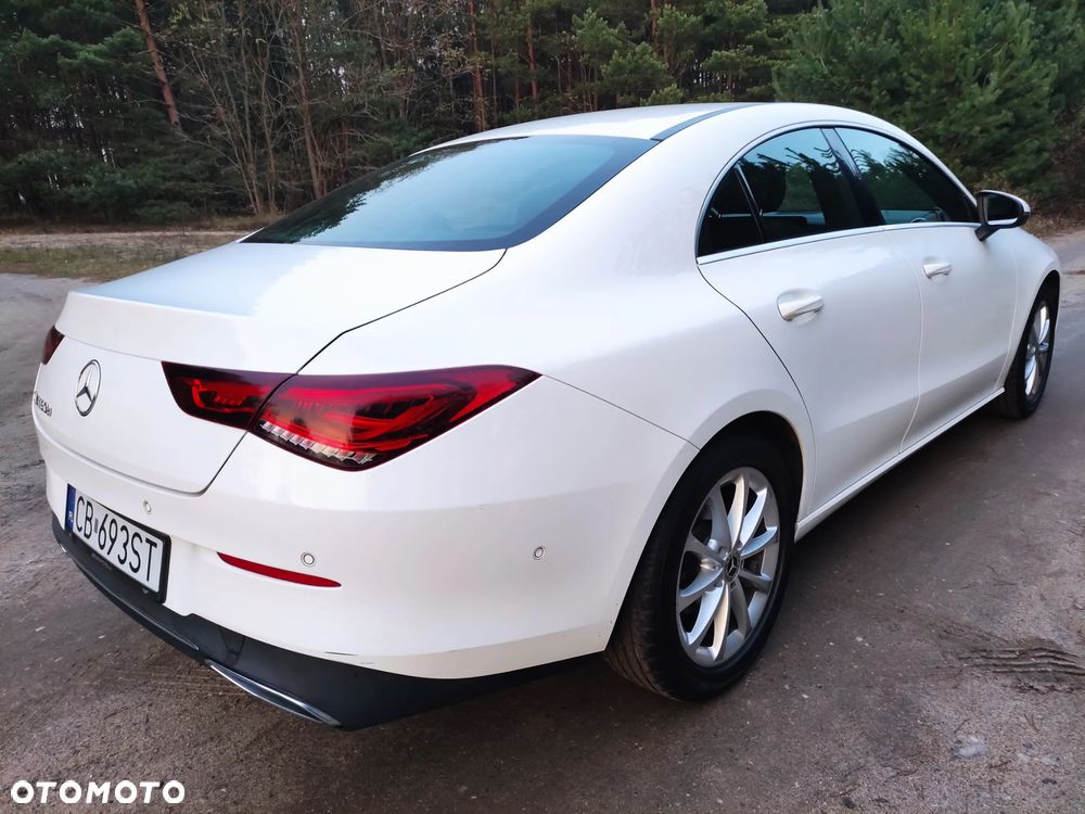 Mercedes-Benz CLA 180 d 7G-DCT - 4