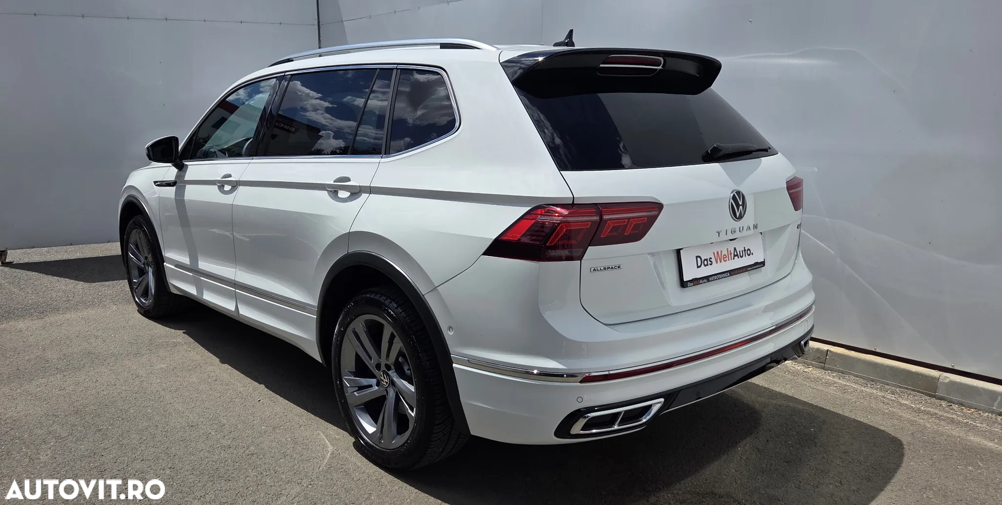Volkswagen Tiguan Allspace 2.0 TSI 4Mot DSG R-Line - 6