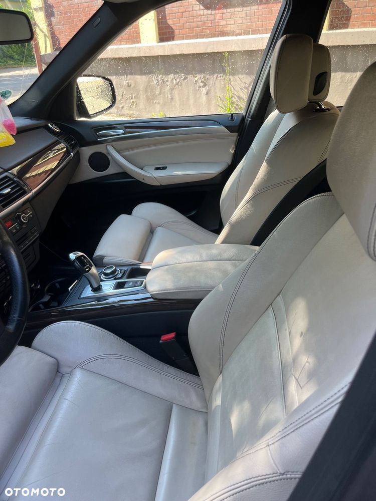 BMW X5 4.0d xDrive - 17