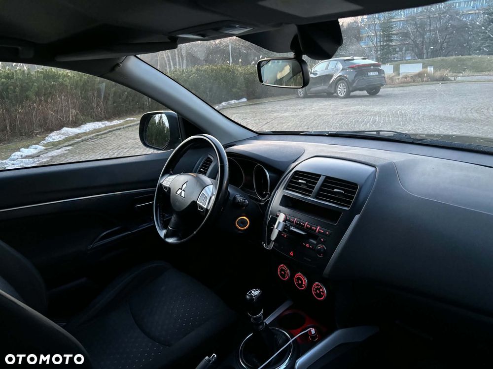 Mitsubishi ASX 1.8 DID Instyle 4WD AS&G - 11