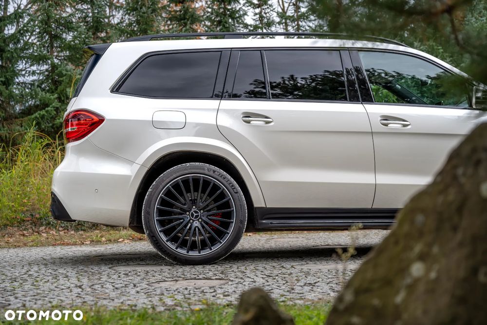 Mercedes-Benz GLS AMG 63 4-Matic - 17