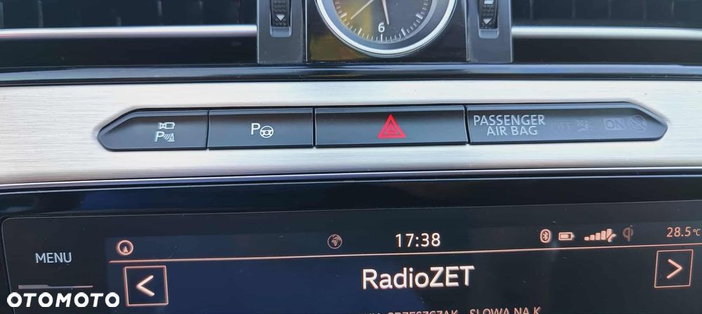 Volkswagen Passat - 25