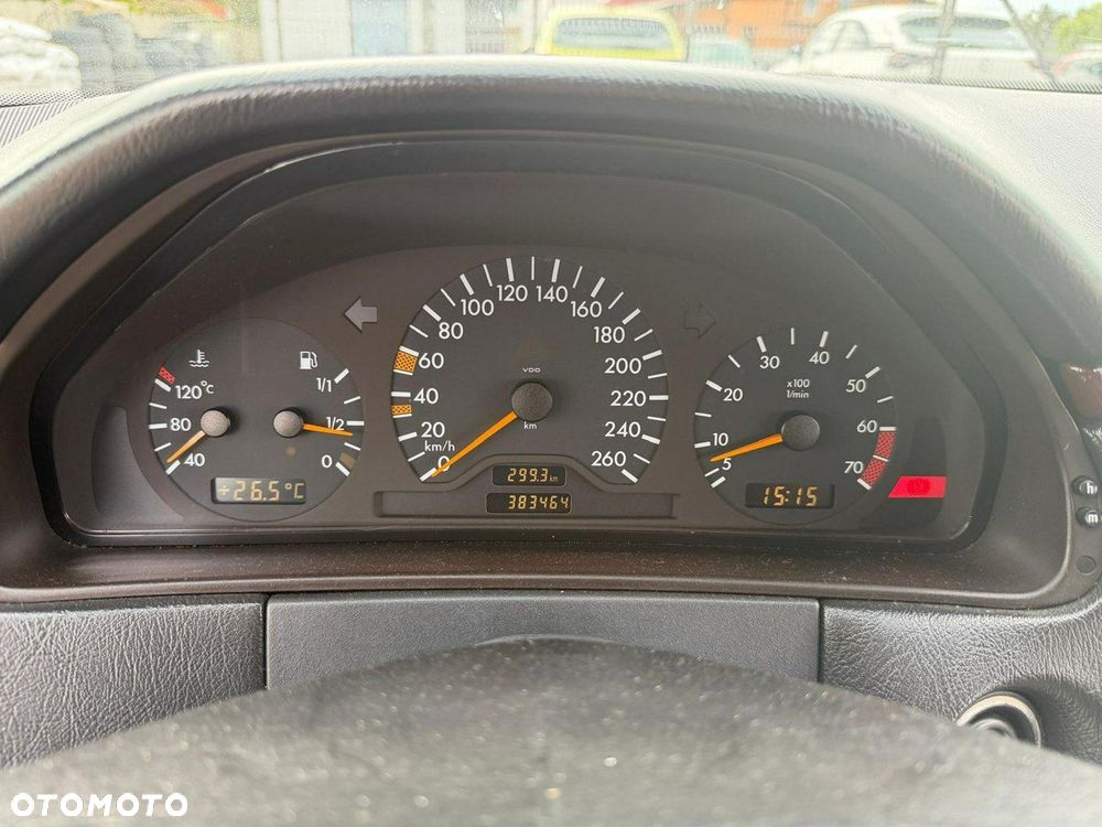 Mercedes-Benz Klasa E 200 Kompressor Elegance - 7