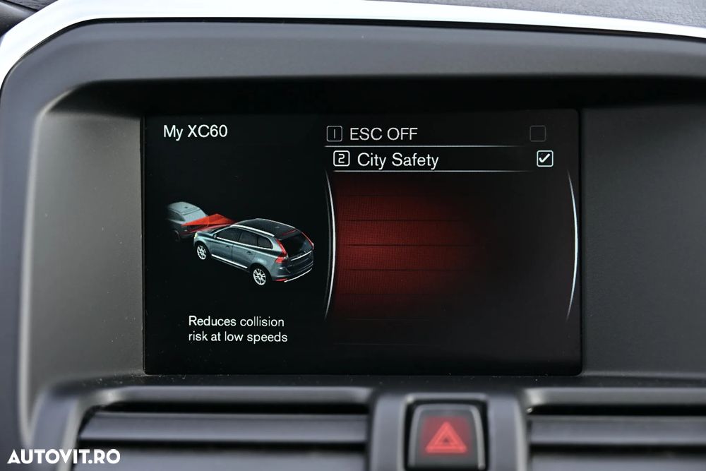 Volvo XC 60 D4 Geartronic Summum - 30