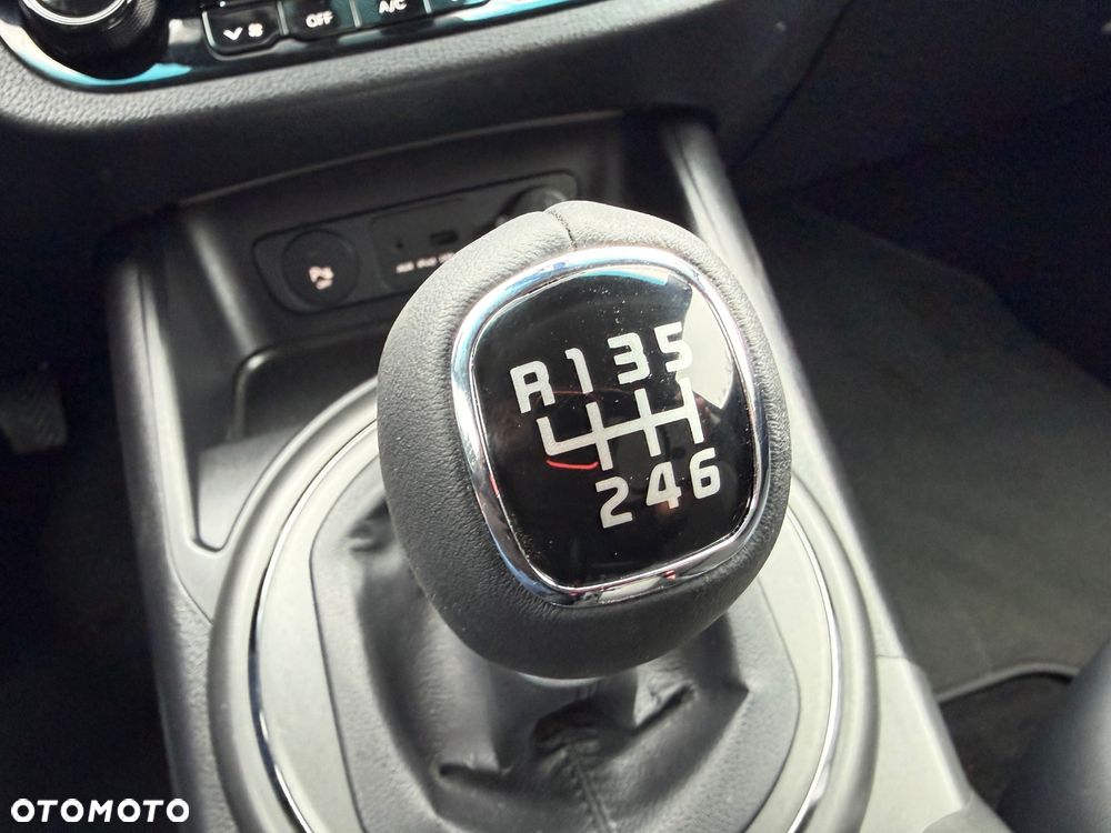 Kia Sportage 1.6 GDI L 2WD - 6