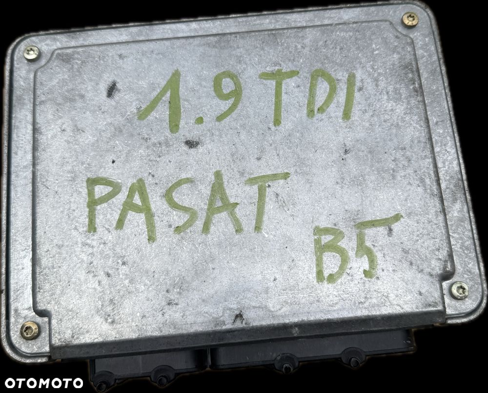 Sterownik Silnika ECU Komputer Volkswagen Passat 038906018P - 2