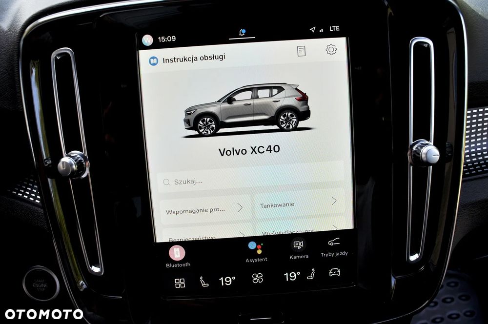 Volvo XC 40 B3 B DKG Core - 36