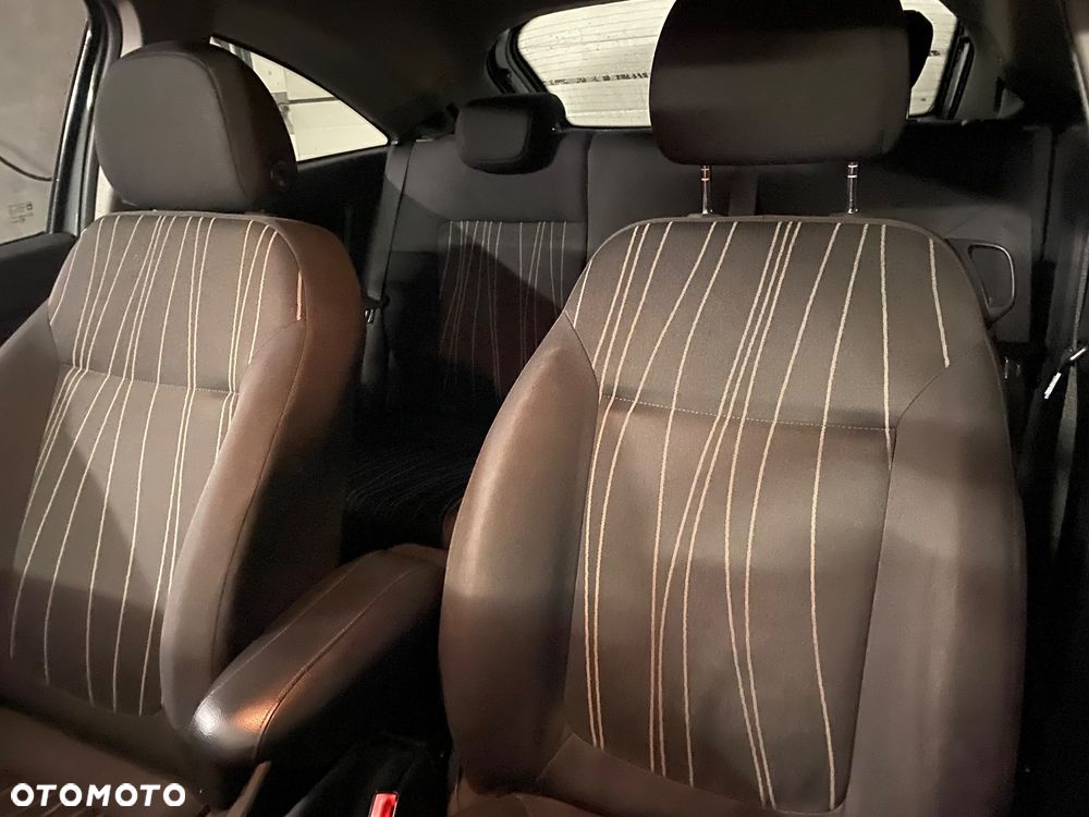 Opel Corsa 1.0 12V Enjoy - 6