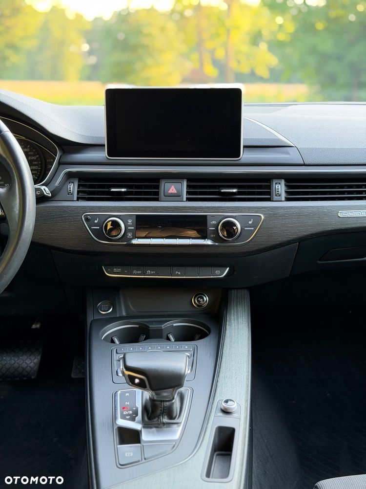 Audi A4 Avant 40 TDI Quattro S Line S tronic - 20
