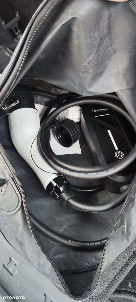 Volvo XC 90 T8 AWD Plug-In Hybrid Momentum 7os - 16