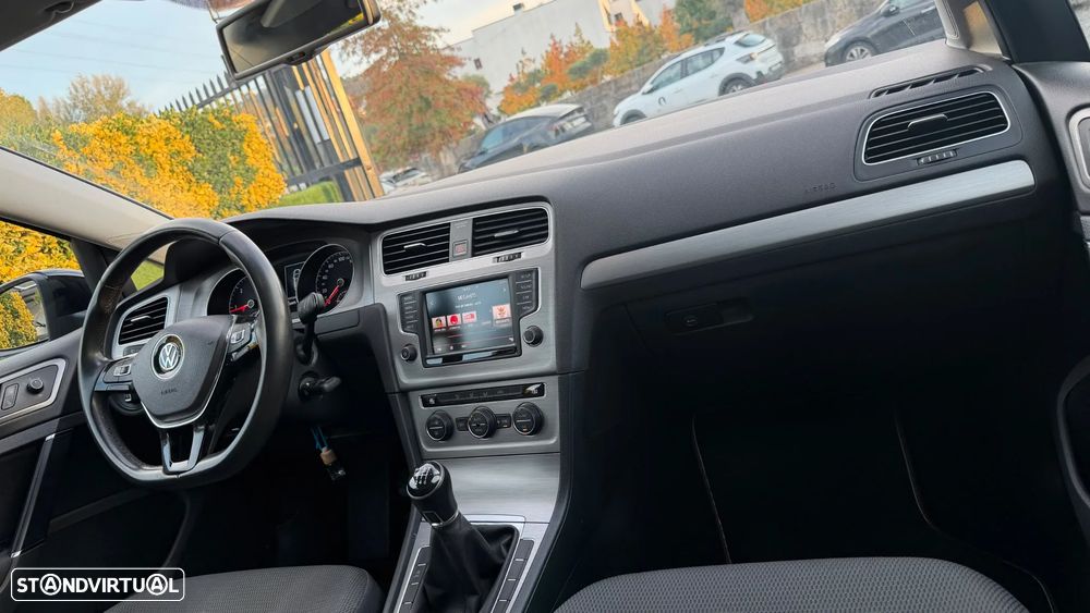 VW Golf 1.6 TDI 4Motion BlueMotion Comfortline - 8