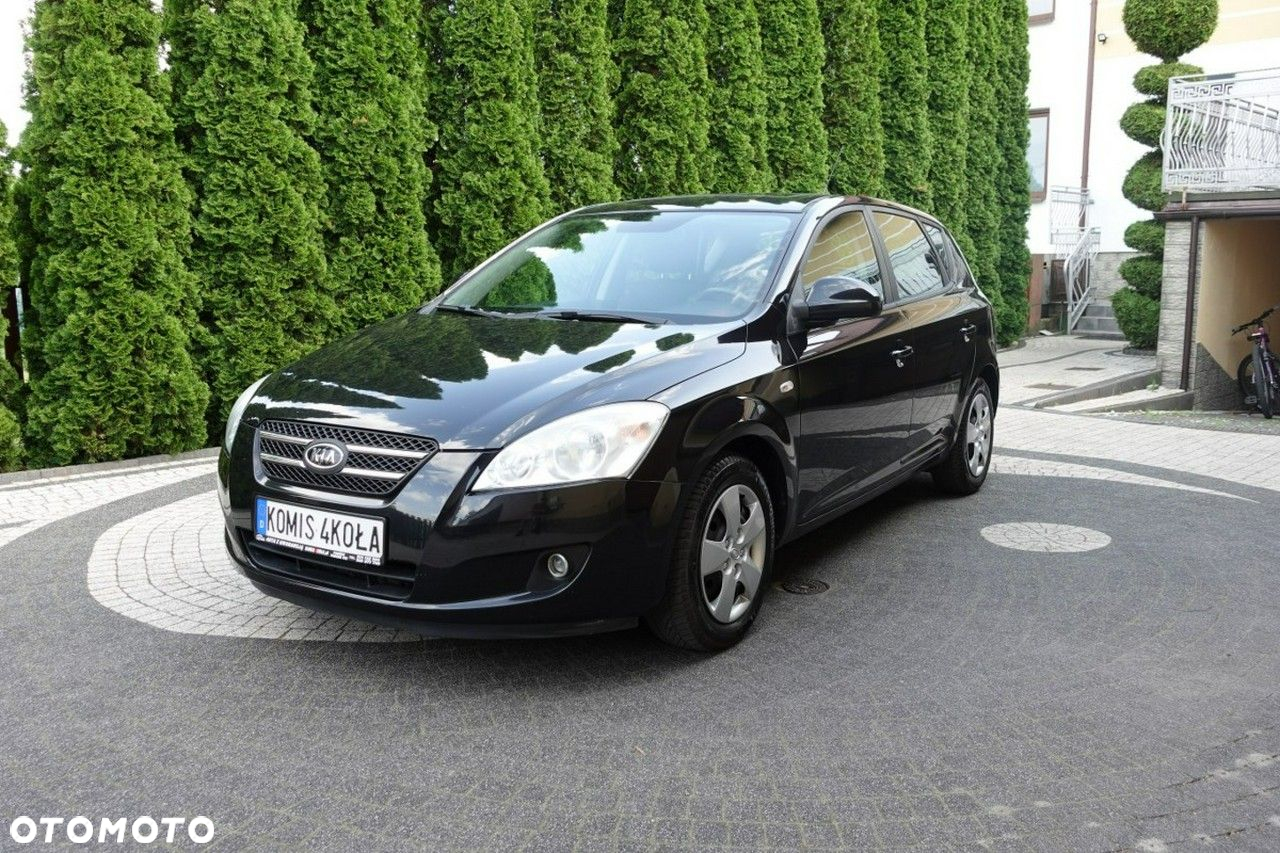 Kia Ceed - 7