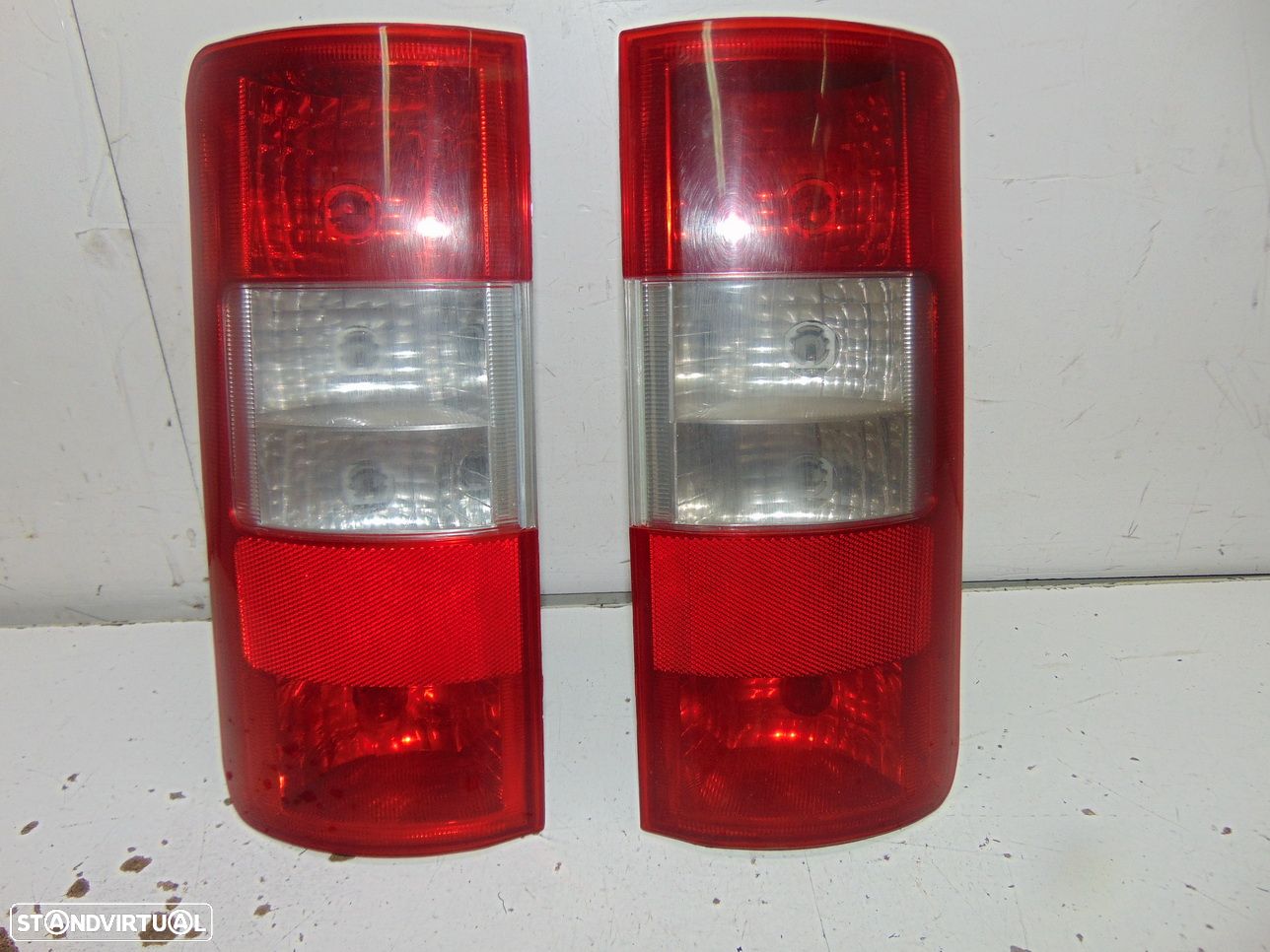 Ford transit conect farolins - 1