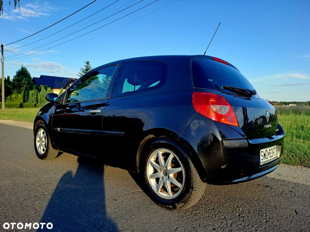 Renault Clio 1.6 16V Expression - 7