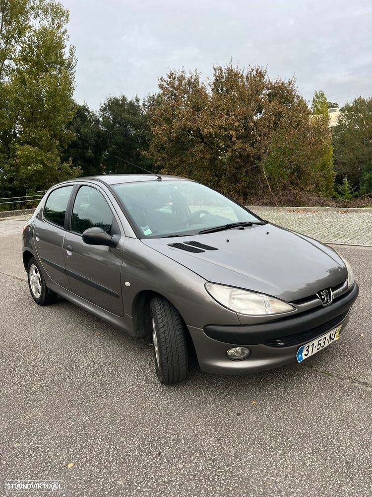 Peugeot 206 1.9 D XT - 1