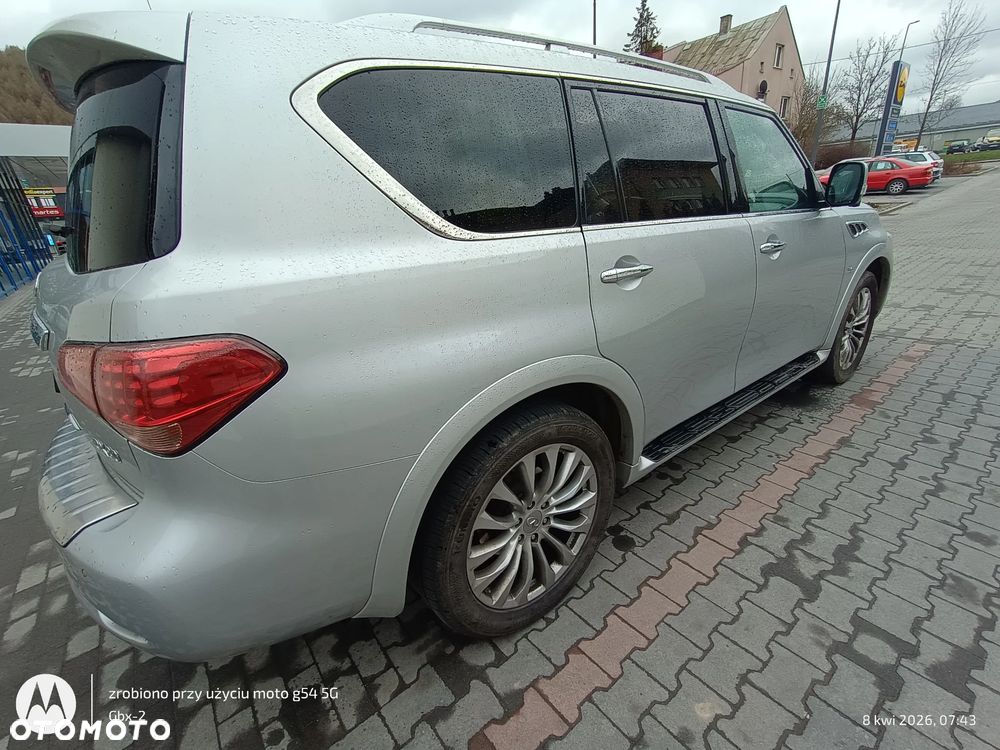Infiniti QX80 - 2
