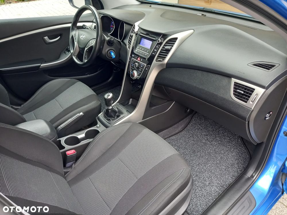 Hyundai i30 - 34