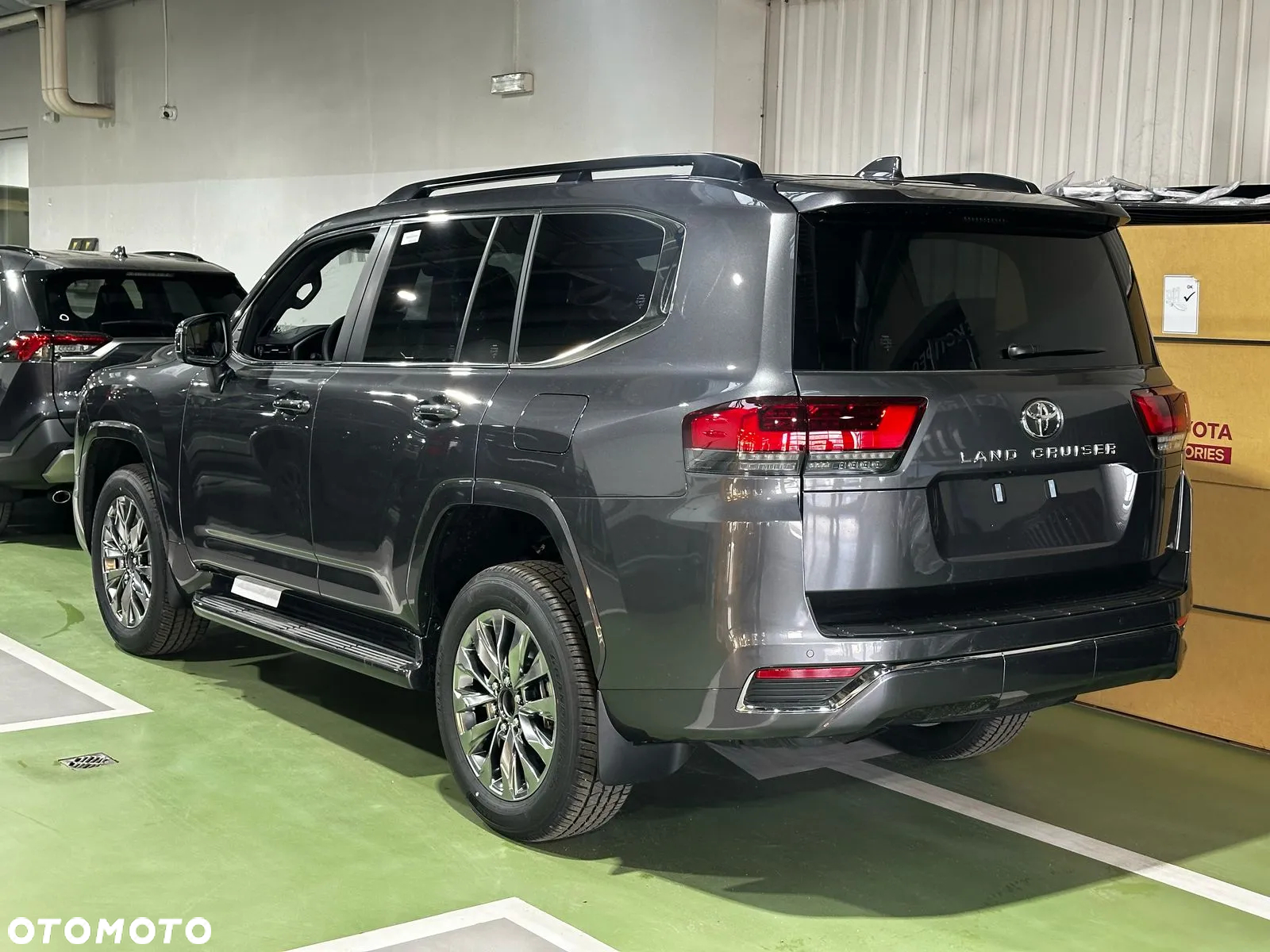 Toyota Land Cruiser - 5