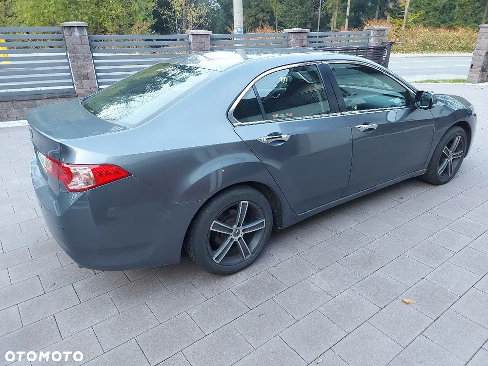 Honda Accord 2.0 Lifestyle - 15