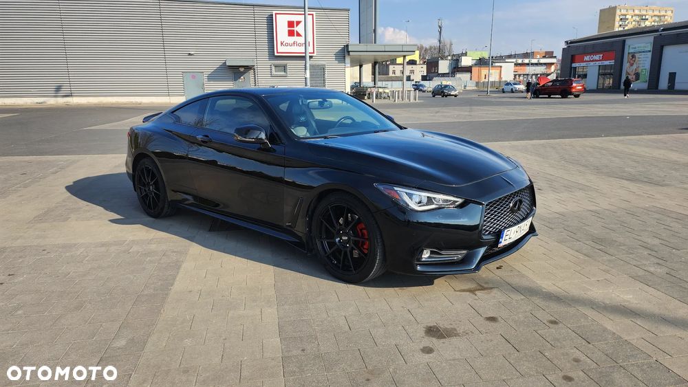 Infiniti Q60 2.0t Premium - 16