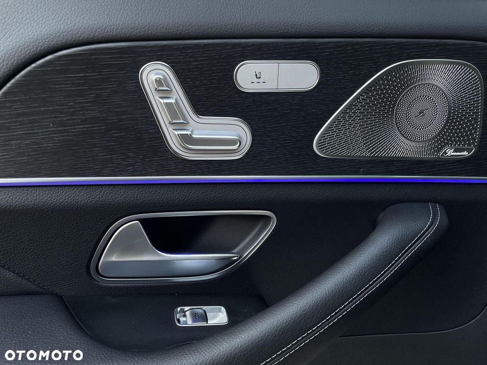 Mercedes-Benz GLS - 24