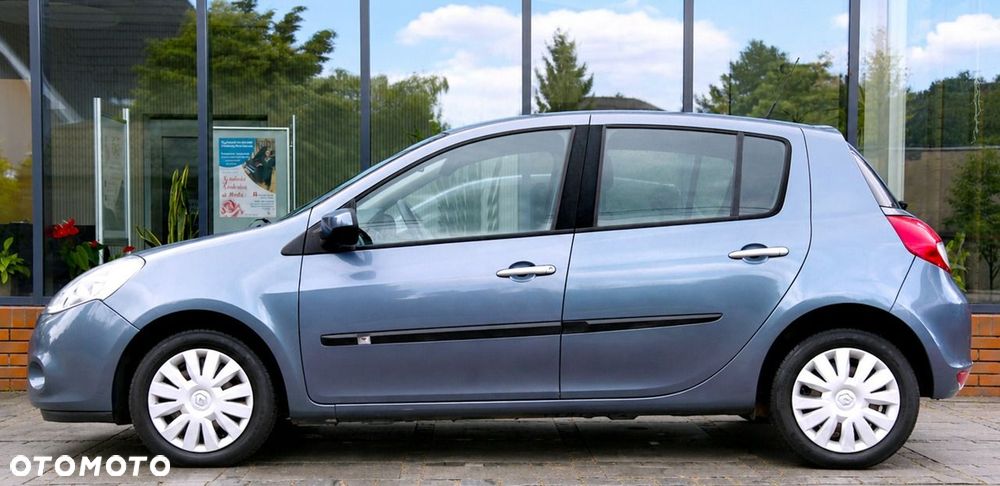 Renault Clio - 19