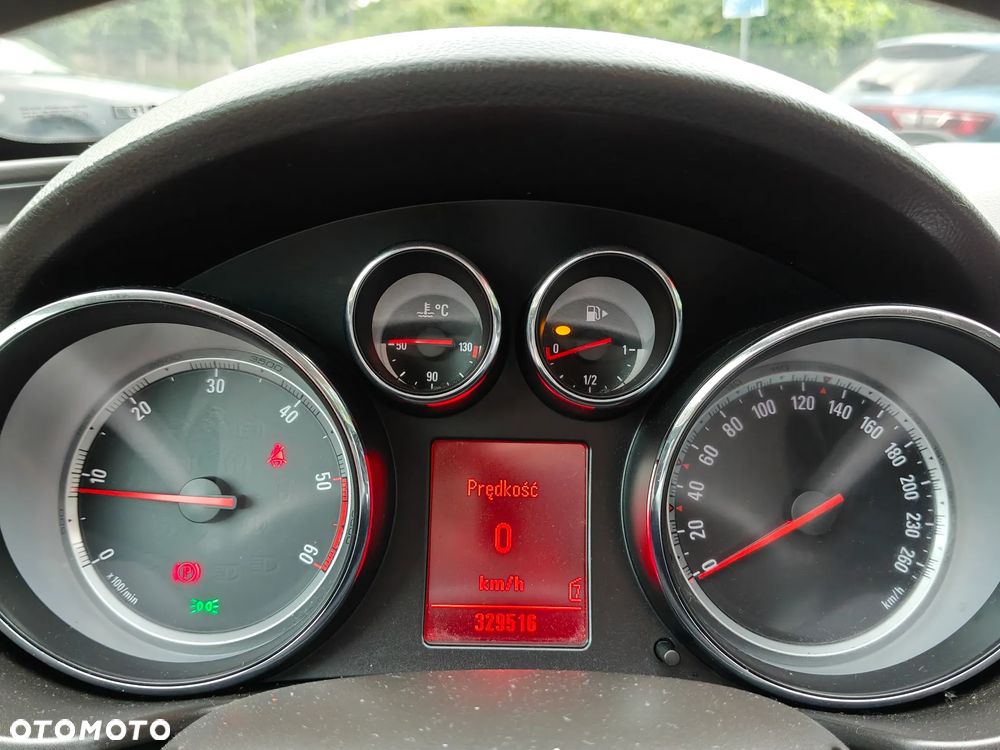 Opel Insignia 2.0 CDTI - 22