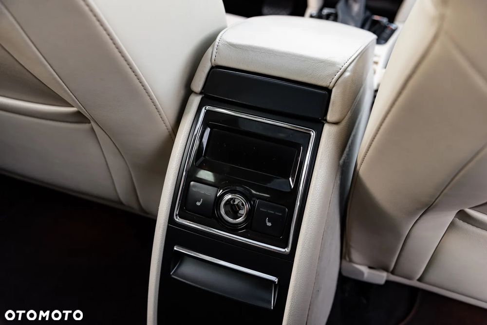 Skoda Superb 3.6 V6 4x4 DSG Elegance - 25