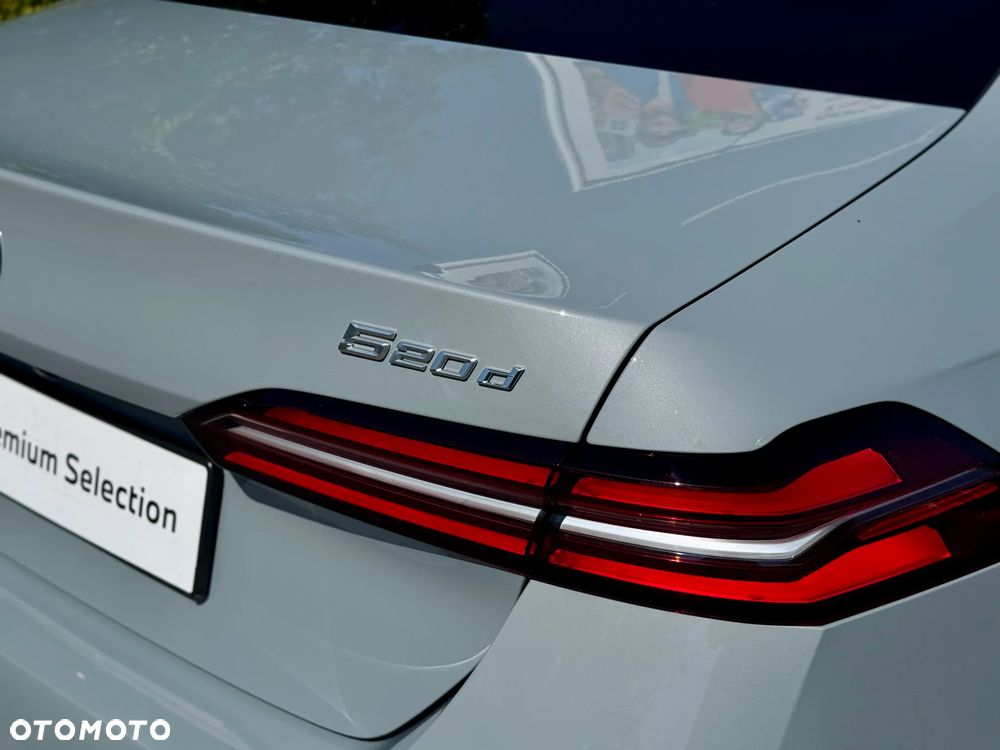 BMW Seria 5 520d xDrive mHEV M Sport - 20