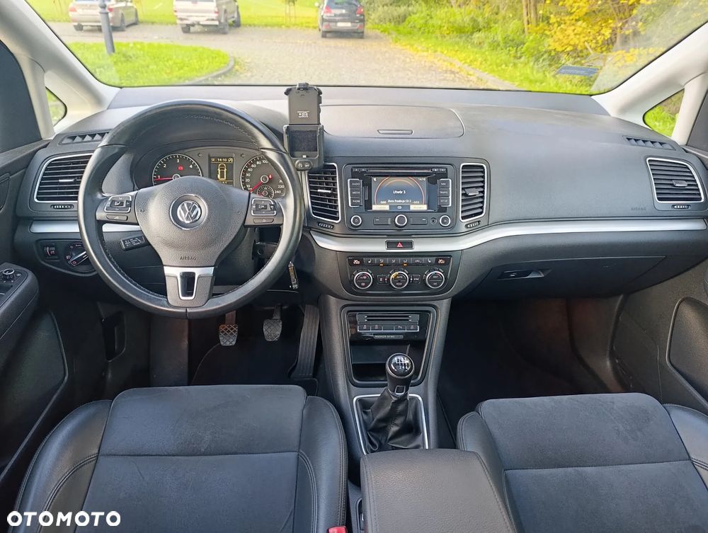 Volkswagen Sharan 2.0 TDI BlueMotion Technology Comfortline - 21